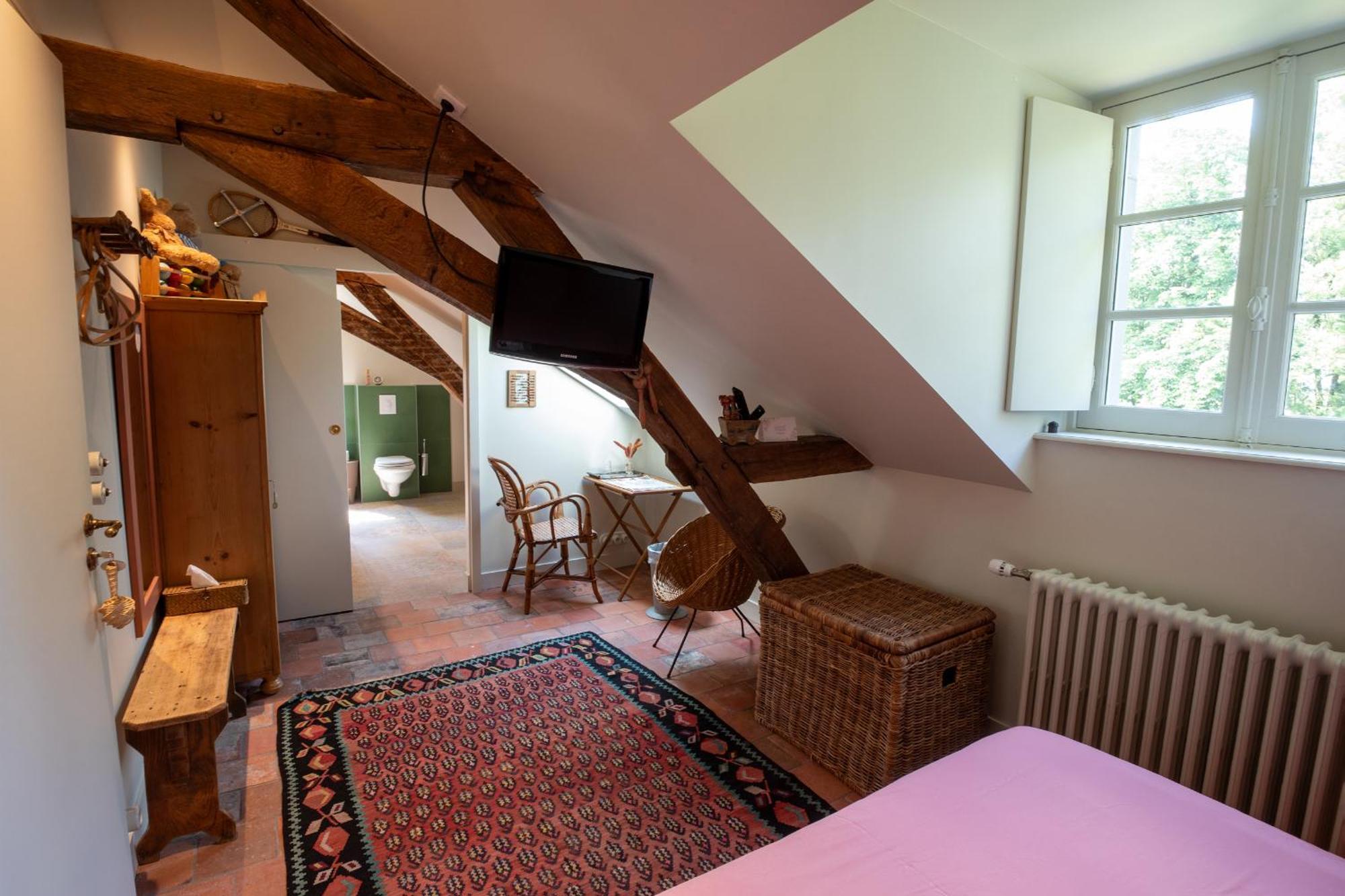 Bed and Breakfast La Gironnerie Loche-sur-Indrois Экстерьер фото